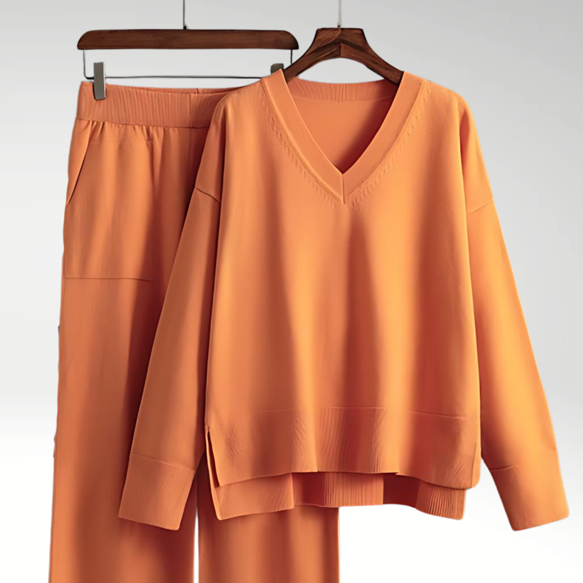 Vantini™ | Ensemble due pezzi Luxe col V